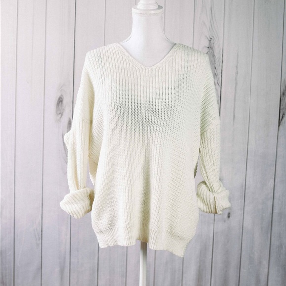 ⚡️LAST ONE⚡️Alyssa- oversized ivory sweater - Picture 4 of 9